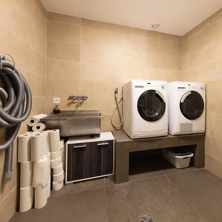 Moderne Avec Jacuzzi - - Golf Icogne
